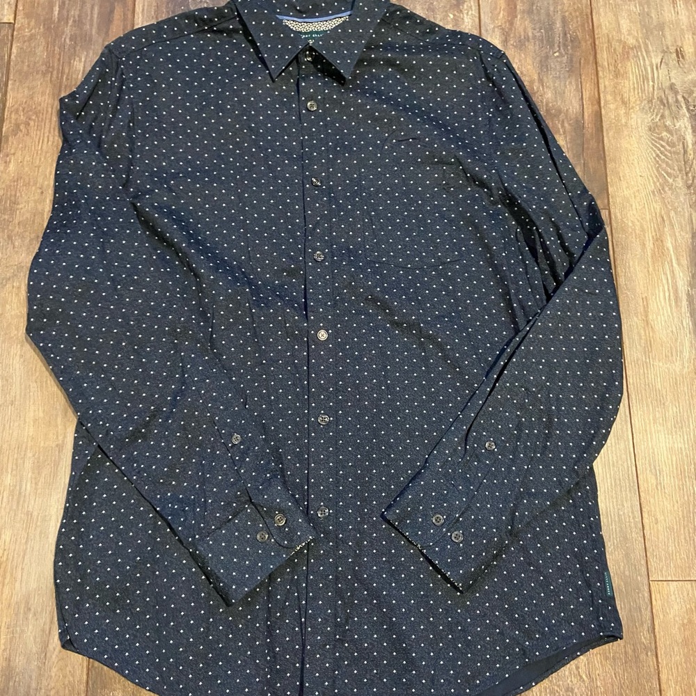 Perry Ellis Blue dot button down